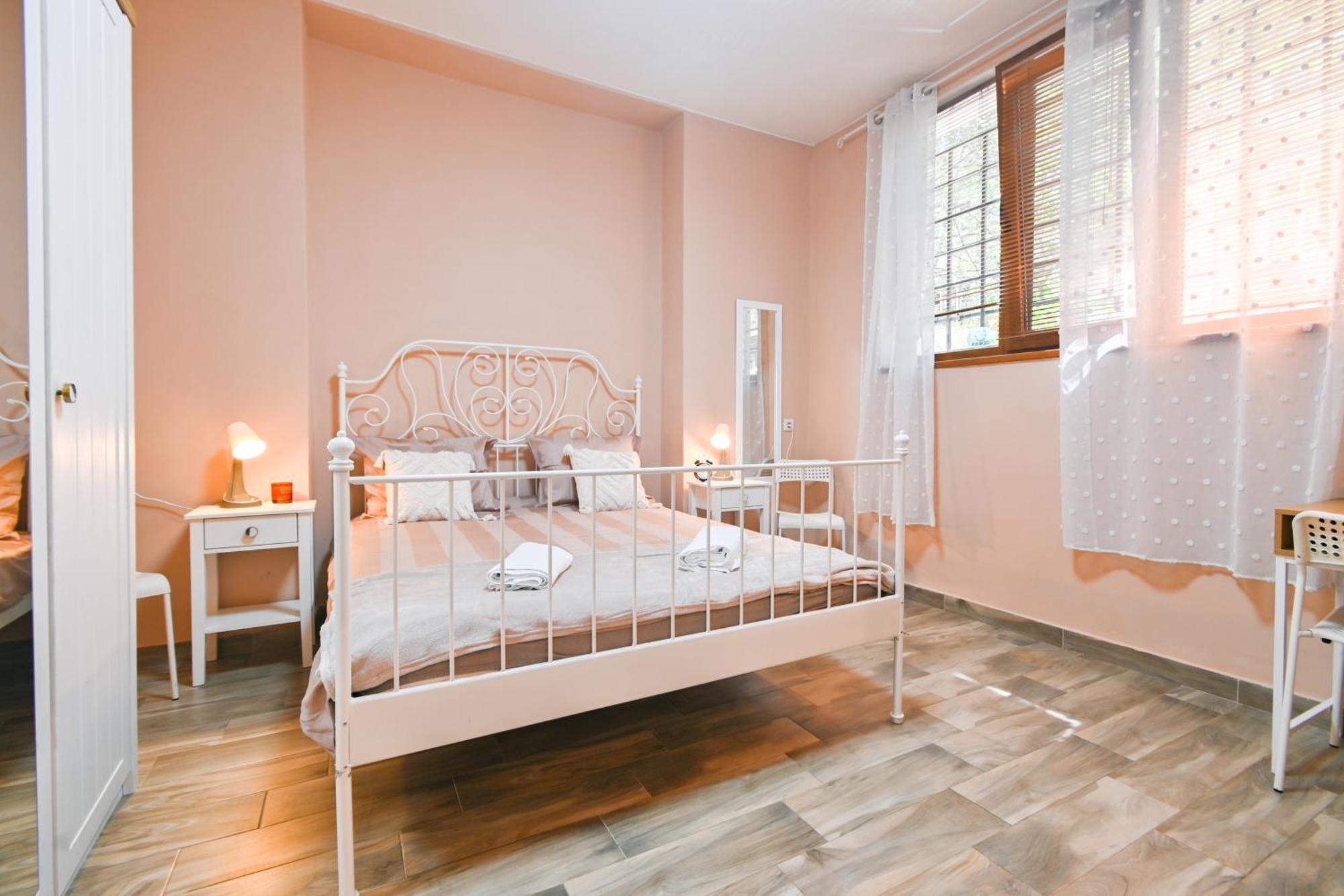 47 Apartemen Sofia